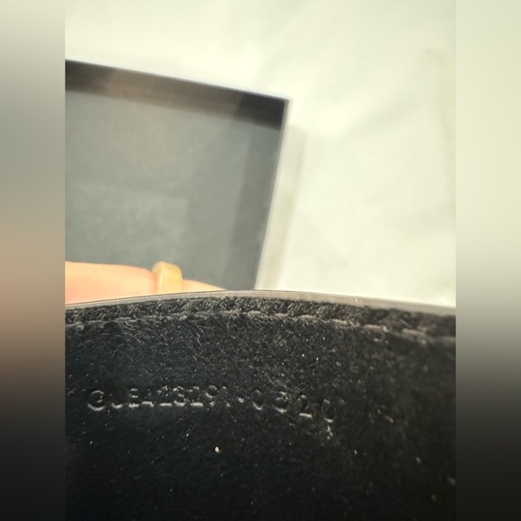 Saint Laurent YSL cardholder black with gold hardware - Picture 8 of 8